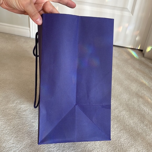 Stuart Weitzman shopper - Picture 5 of 11